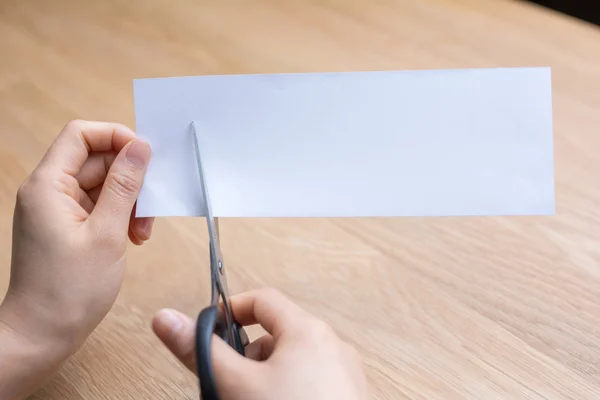 Mujer corte papel blanco —  Fotos de Stock