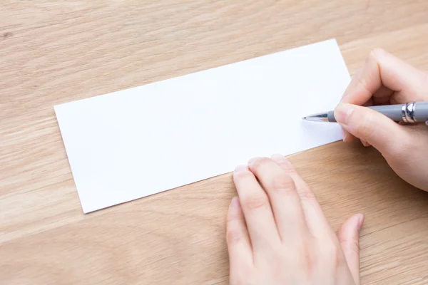 Zakenman Schrijven over het Witboek — Stockfoto