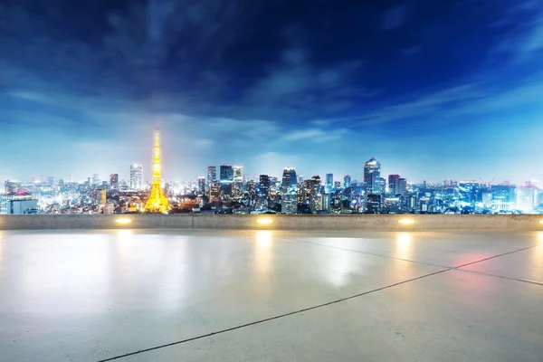 Stadsbilden Och Skyline Tokyo Utsikten Från Tom Asfalt Street — Stockfoto