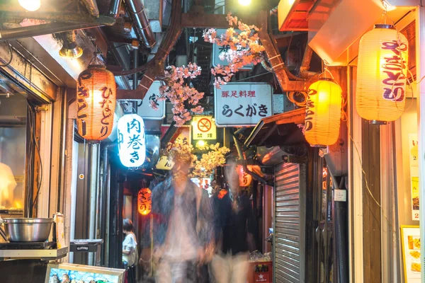 Eet- en drinkgelegenheden-winkel in Tokio — Stockfoto