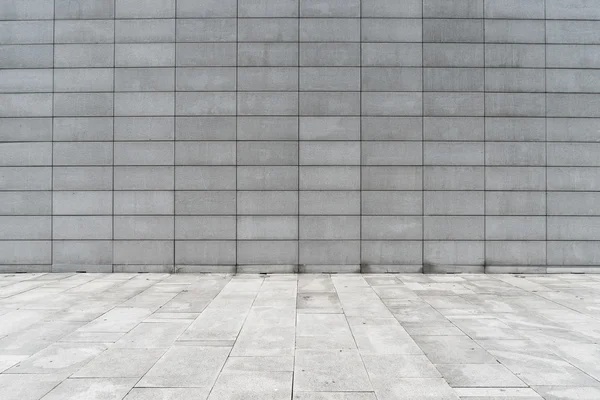 Piso de mármol con pared de ladrillo — Foto de Stock