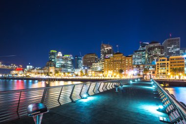 patika su ofis binaları San Francisco için üzerinde
