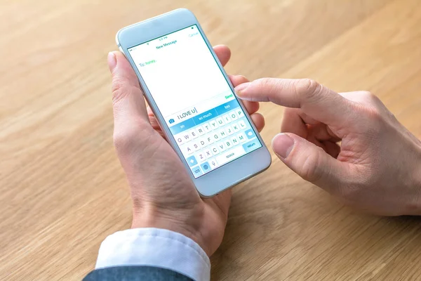 işadamı mesaj üstünde hareket eden telefon düzenlemeler 