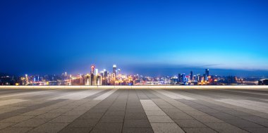 cityscape ve Chongqing manzarası ile boş sokak