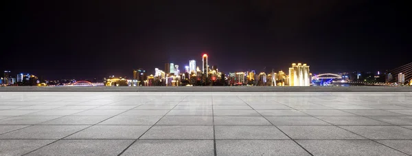 Floor with cityscape and skyline of Chongqing at night — Stock Photo, Image