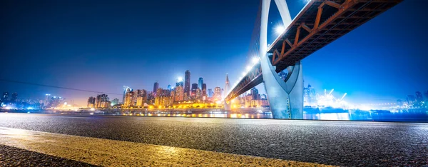 Night scence of Chongqing from empty road — Stock Photo, Image