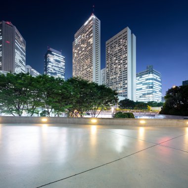 alacakaranlıkta Tokyo modern binalar