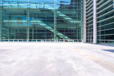 modern ofis bina önce boş patika