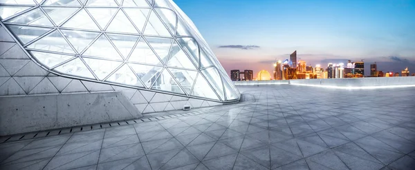 Paisaje urbano y horizonte de Hangzhou desde el suelo — Foto de Stock