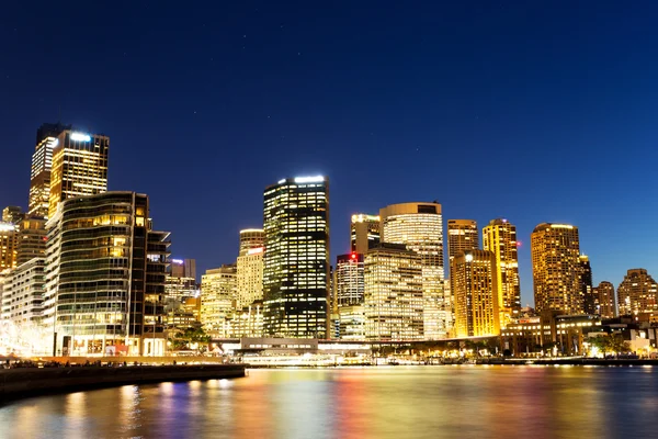 Cityscape of sydney at nightfall — Stock Photo, Image