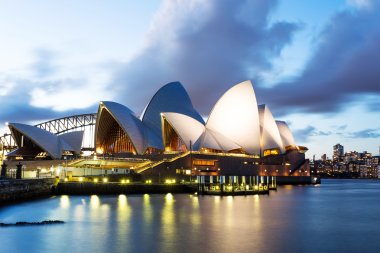 the scenery of sydney opera house clipart