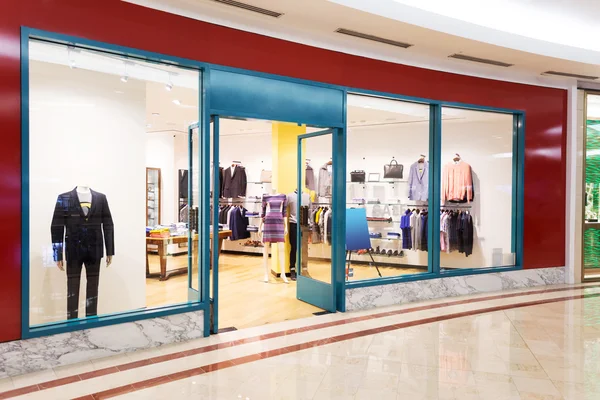 Entrance and display window of store — Stock Photo, Image