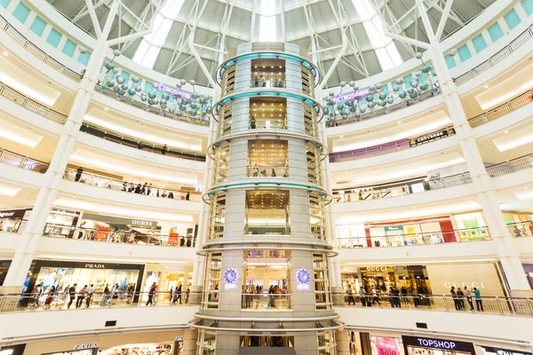 Shopping mall atrium — Stock Photo, Image