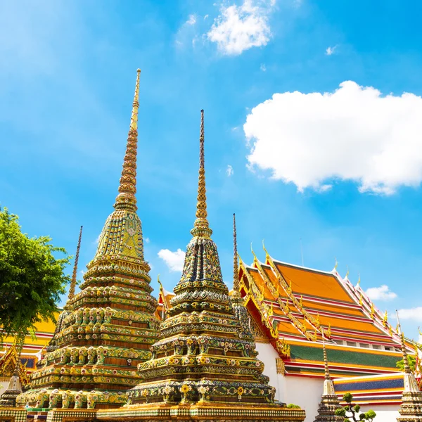 Eldgamle buddisme stupas – stockfoto