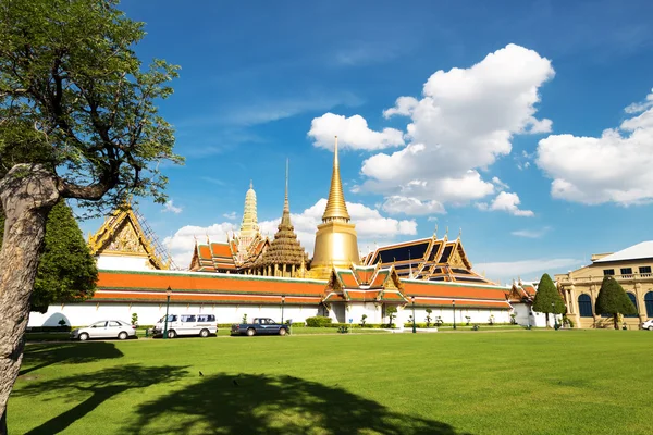 Thailand traditionella tempel landskap — Stockfoto