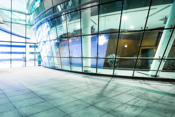 Moderno edificio de oficinas exterior — Foto de Stock