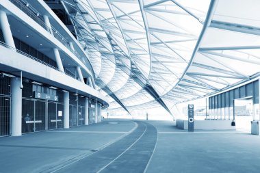 Modern bina ve cam tavan