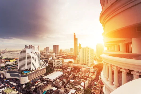 Bird view of urban cityscape at sunset — Stock Photo, Image