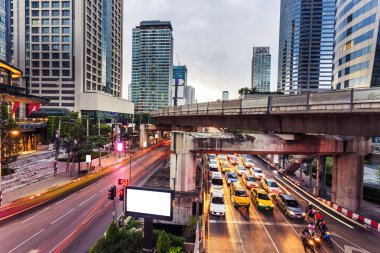 modern şehir trafik yollar 