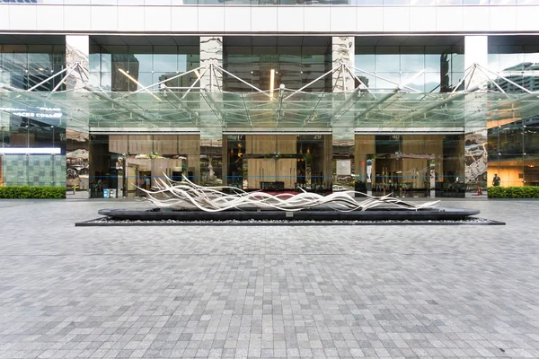Stadt moderne Bürogebäude Eingang — Stockfoto