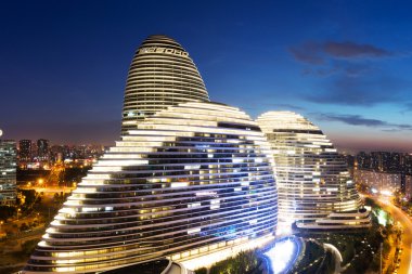 Cityscape ve ünlü bina