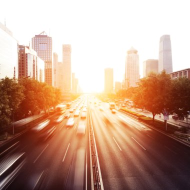 Cityscape ve trafik yollar Pekin