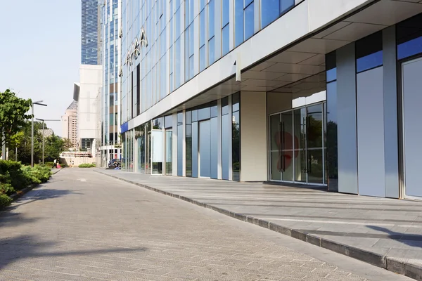 Moderno edificio de negocios exterior — Foto de Stock