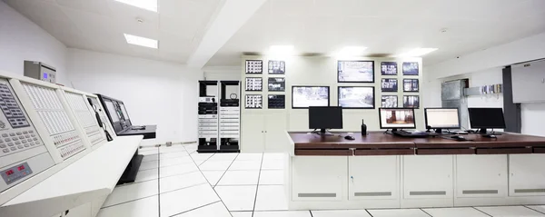 Salle de contrôle de surveillance intérieur — Photo