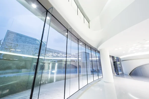 Futuristisk modern kontorsbyggnad inredning — Stockfoto