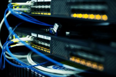 Telekomünikasyon cihazları bağlantı noktaları