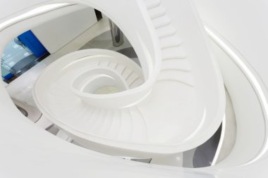 Modern ofis binası iç Futuristc merdiven