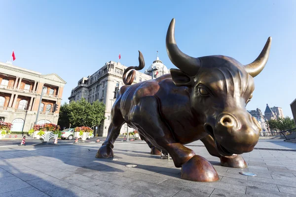 Copper Bull statue — Stock Photo, Image