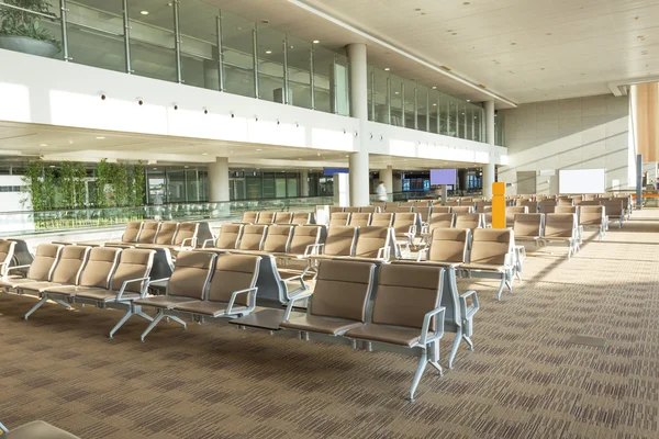 Modern airport waiting hall interior — Stock Photo, Image