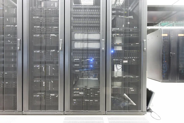 Telecommunication server in data center — Stock Photo, Image