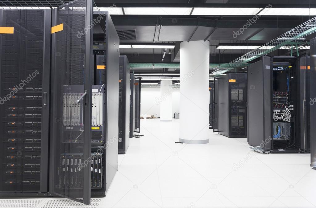 Telecommunication server in data center
