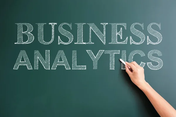 Business analytics geschreven op blackboard — Stockfoto