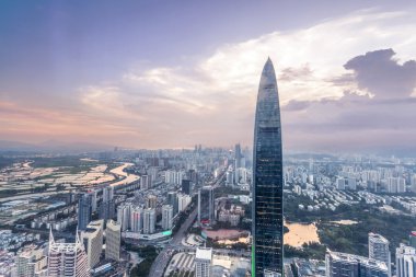 Ofis binaları ve modern cityscape Shenzhen