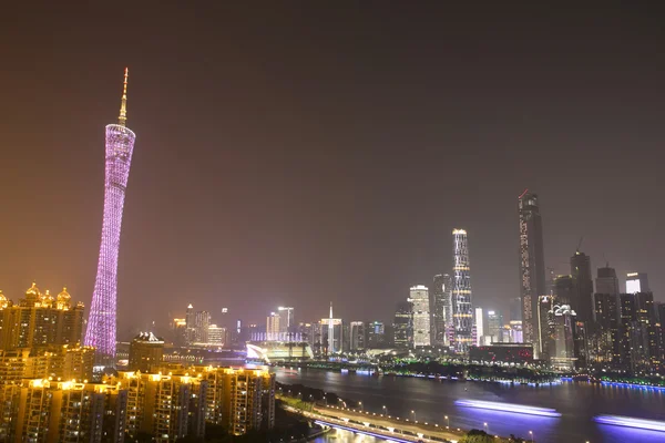 Skyline и современный город в Гуанчжоу — стоковое фото