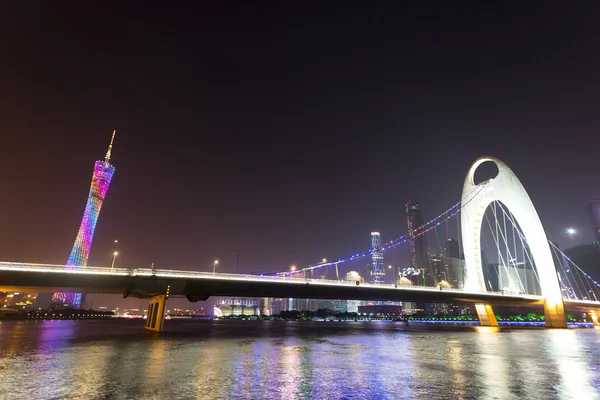 Paesaggio urbano moderno a Guangzhou — Foto Stock