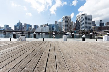 Yat Limanı ve Sydney cityscape