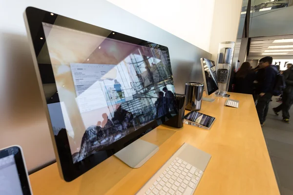 Modern laptop computer in exhibition — Stock Photo, Image