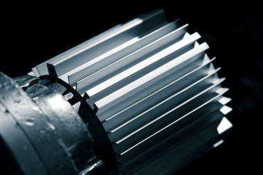 Endüstriyel araçlar ve yedek parça