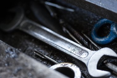 Endüstriyel araçlar ve yedek parça