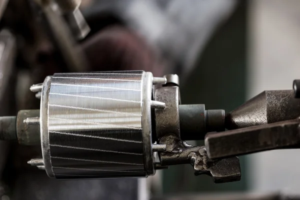 Obsolete Industry Machine working in factory — Stock Photo, Image