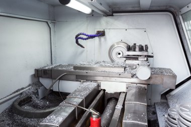 Sanayi Torna Makinesi detay