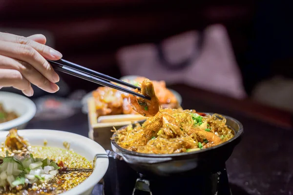 Comida china en la mesa — Foto de Stock