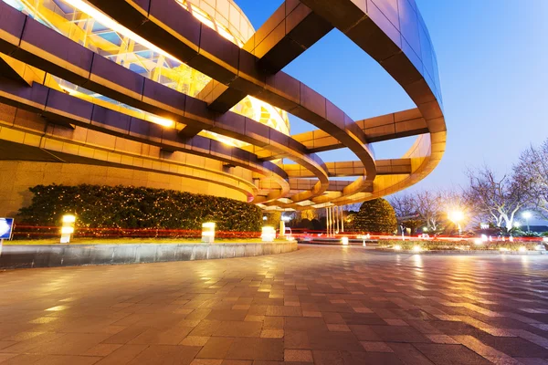 Empty space and modern building exterior — Stock Photo, Image