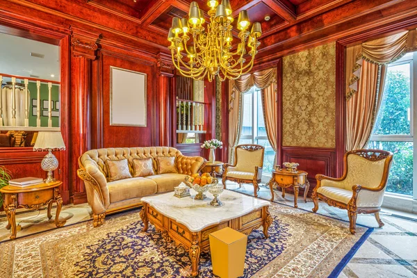Luxusní interiér obývacího pokoje a dekorace — Stock fotografie