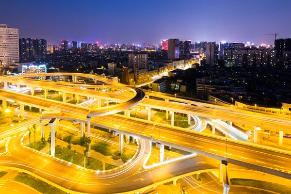 Skyline and elevated roads — Stock Photo, Image