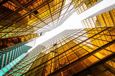 Modern gökdelen dış ve gökyüzü